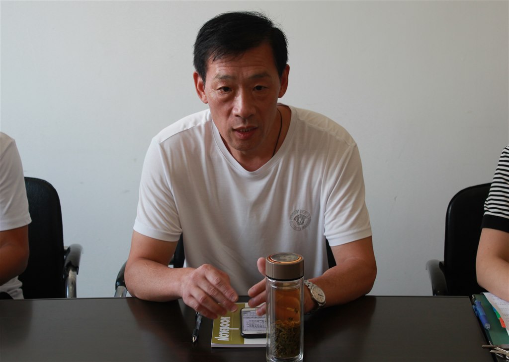 張金興主持.JPG 張金興主持.JPG