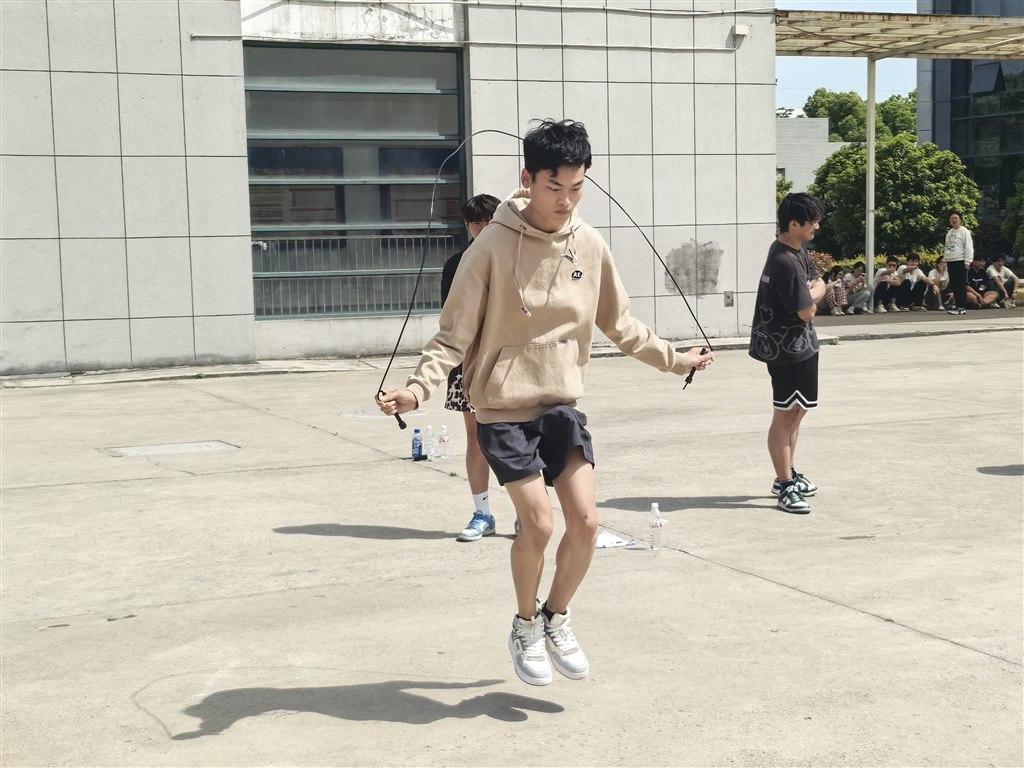 個(gè)人賽2.jpg 個(gè)人賽2.jpg