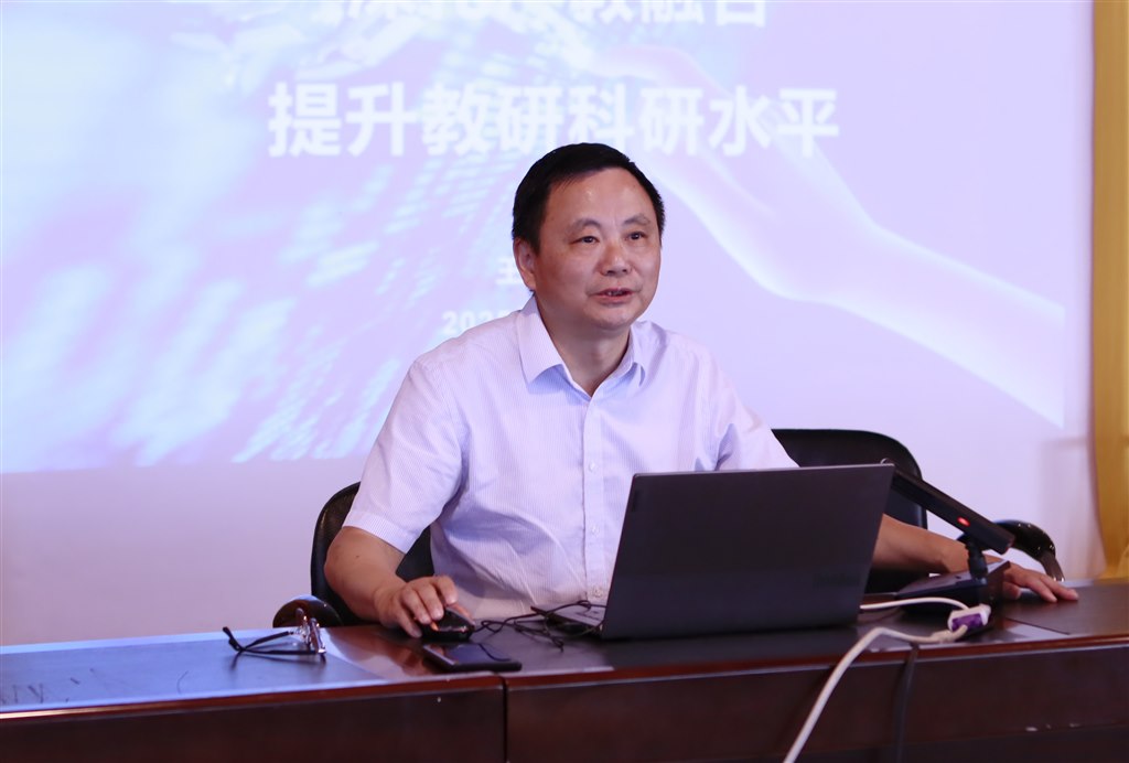 王志平書記.jpg