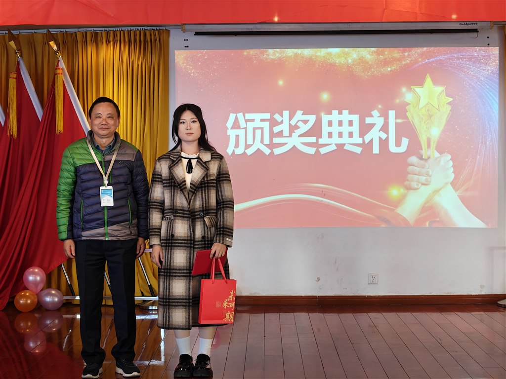 最佳綜合創(chuàng)作.jpg